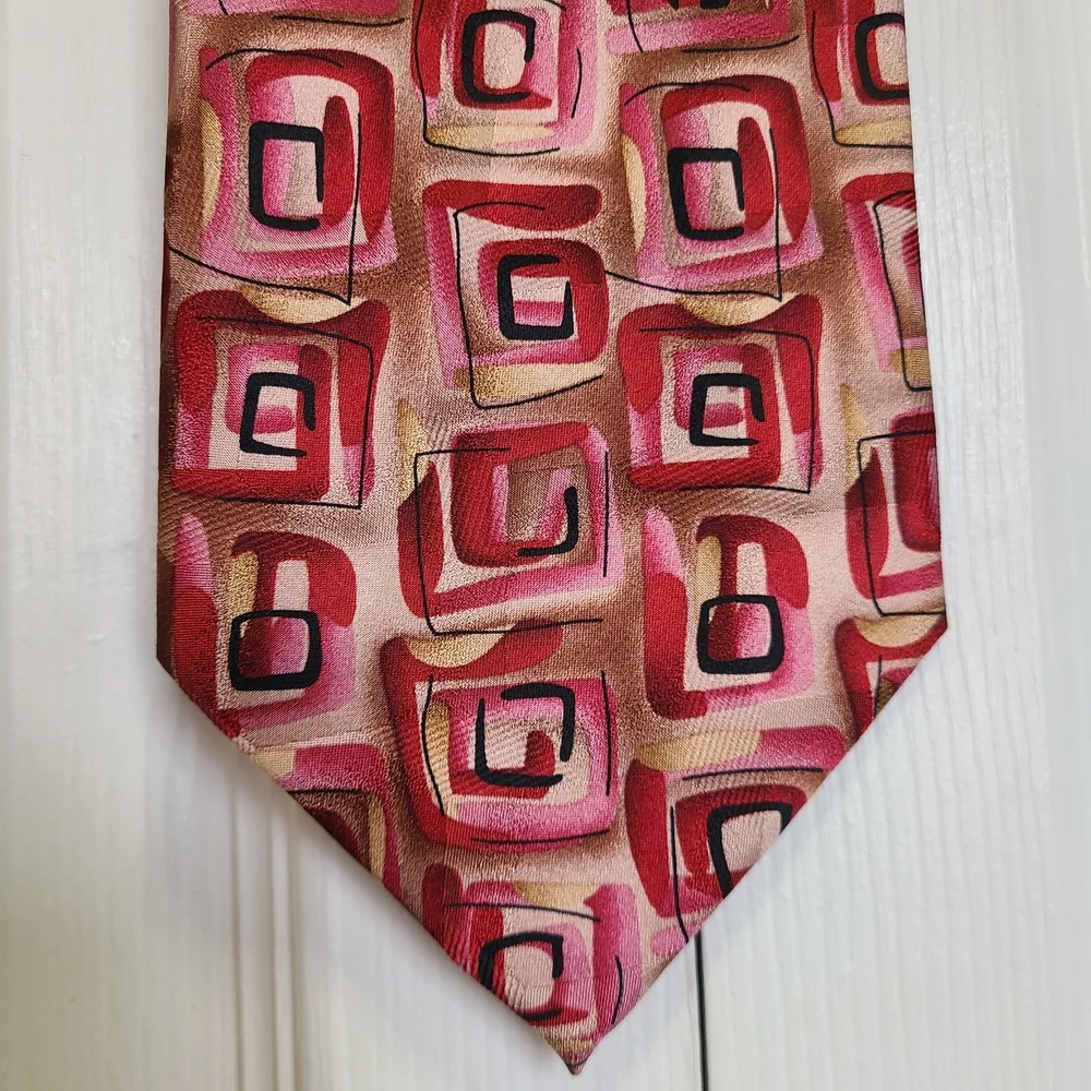 J. Garcia Vibrant‎ Pink and Red Silk Geometric Tie NY at Night Limited Edition